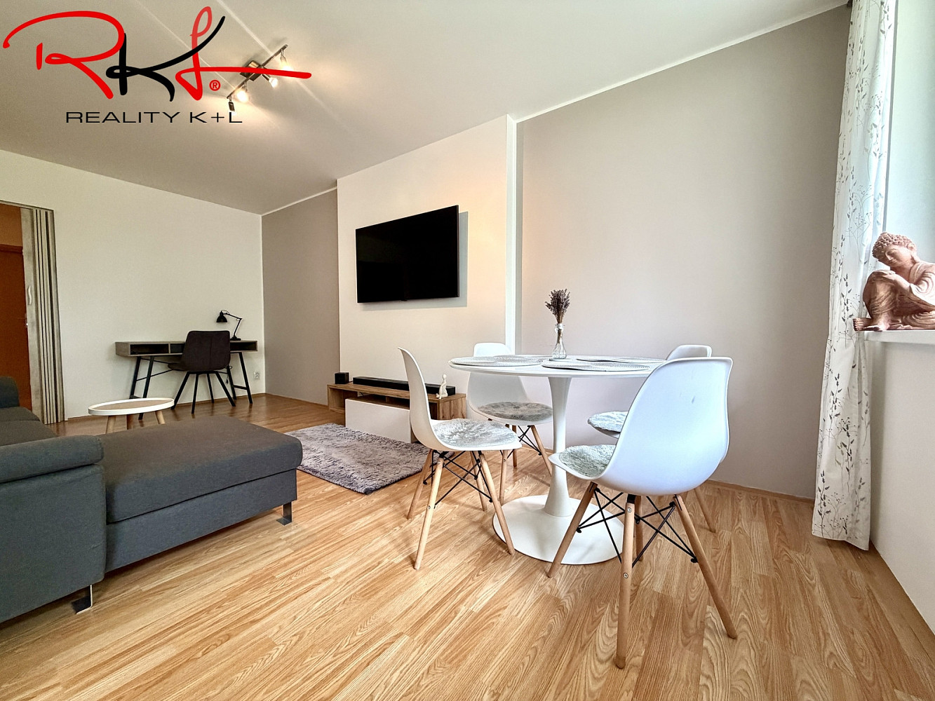Pronájem bytu 3+kk 70 m² – fotografie 2