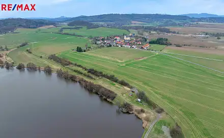 Prodej zahrady 600 m², Ostružno, okres Jičín