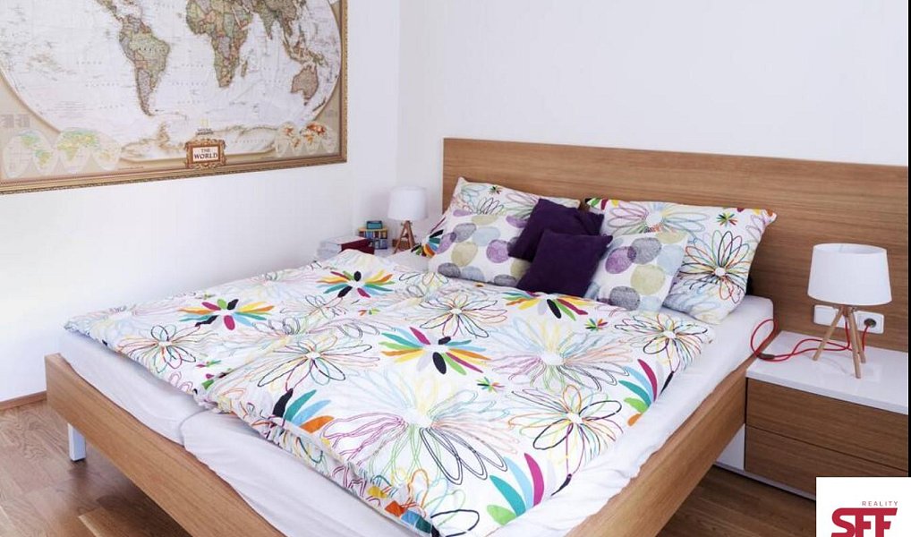 Pronájem bytu 2+kk 56 m², Praha – náhled fotky 8
