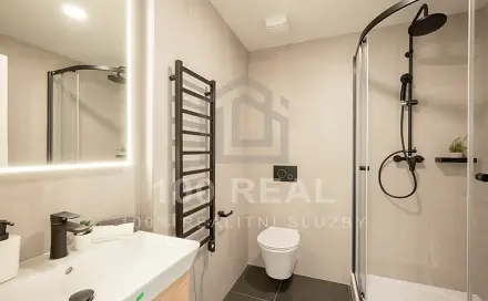 Pronájem bytu 2+kk 54 m², třída Míru, Pardubice - Zelené Předměstí