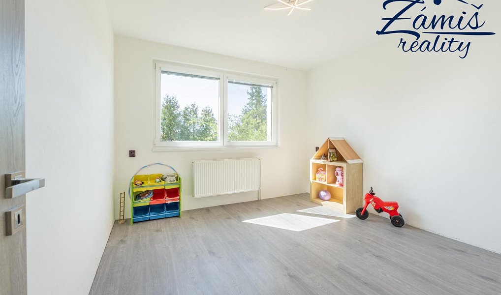 Prodej domu 278 m² s pozemkem 1 322 m², Nespeky – náhled fotky 17