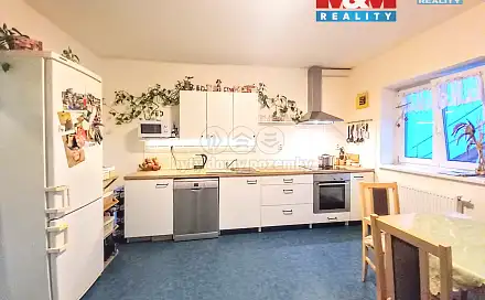 Pronájem bytu 2+1 73 m², Zámecká, Dalovice, okres Karlovy Vary