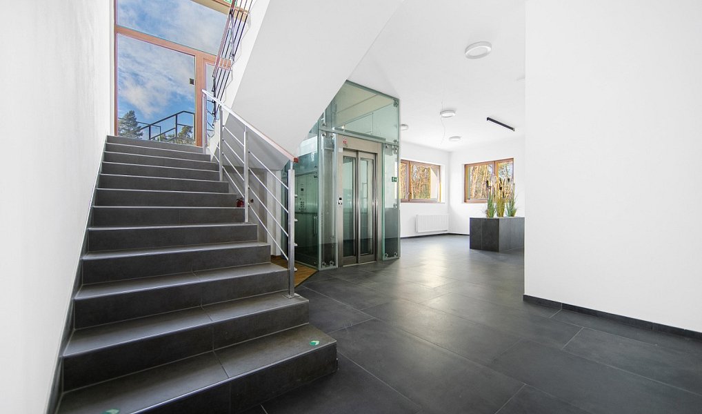 Pronájem bytu 1+kk 29 m², Zruč-Senec – náhled fotky 10