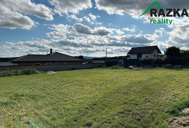 Prodej stavebního pozemku 1 207 m² – fotografie 4