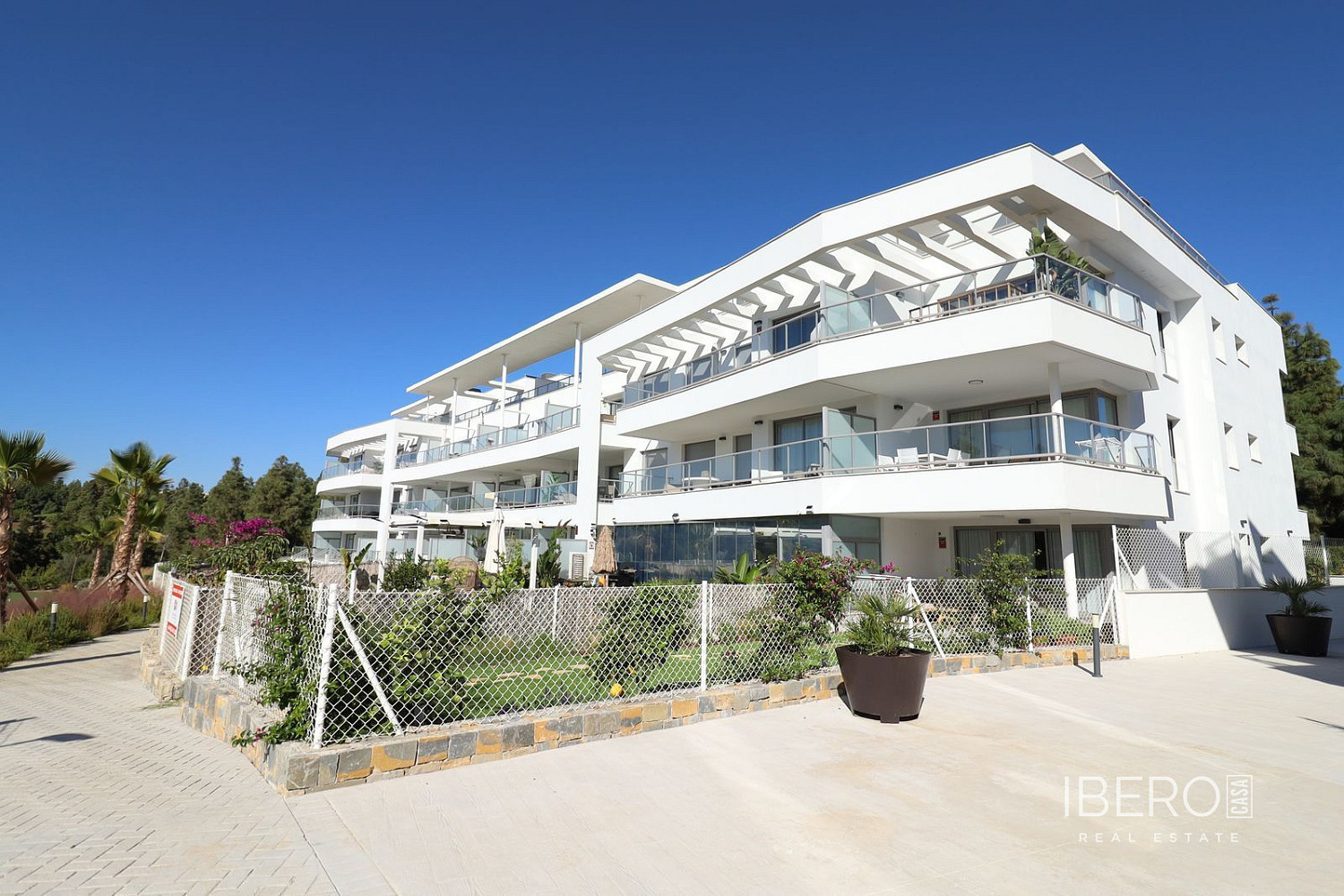 Prodej bytu 4+kk 86 m² – pohled 2