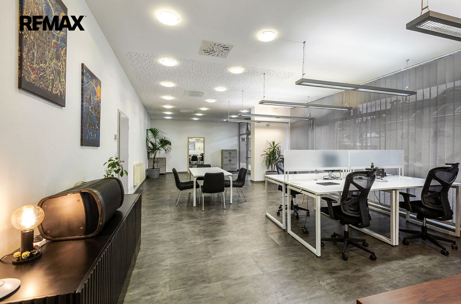 Pronájem obchodních prostor 122 m² – fotografie 2