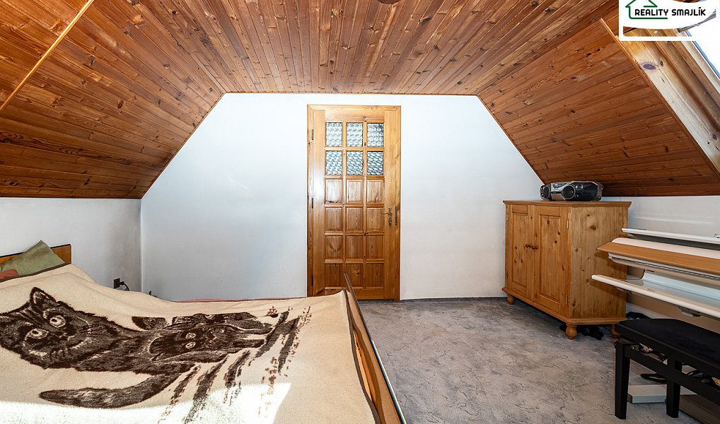 Prodej domu 180 m² s pozemkem 1 487 m², Skalná – náhled fotky 15