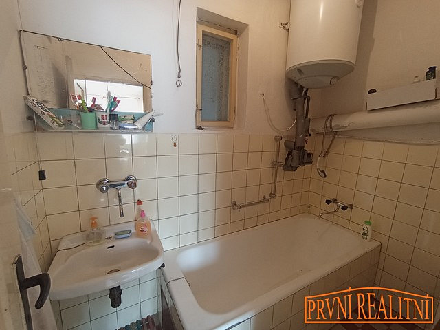 Prodej domu 204 m² s pozemkem 681 m² – fotografie 4