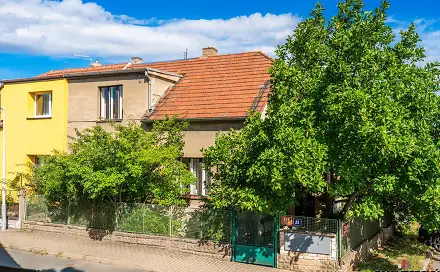 Prodej domu 149 m² s pozemkem 390 m², Na bahnech, Praha 9 - Čakovice