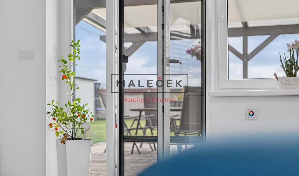 Prodej domu 154 m² s pozemkem 1 277 m², Hostouň – náhled fotky 21