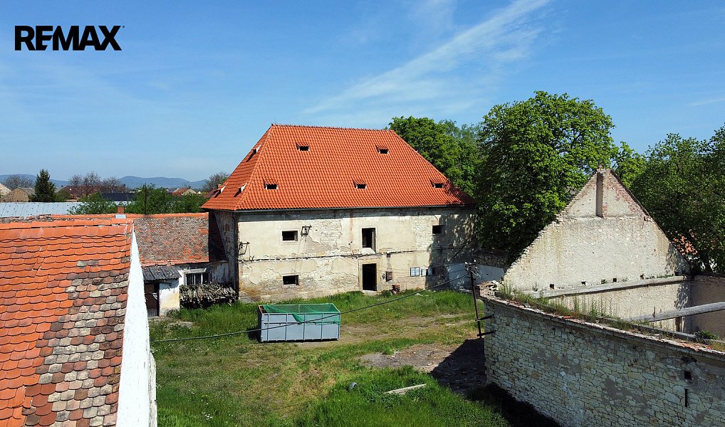 Prodej zemědělského objektu 2 500 m², Počedělice – náhled fotky 33