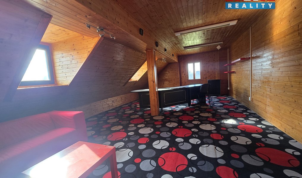 Pronájem kanceláře 200 m², Sviadnov – náhled fotky 2