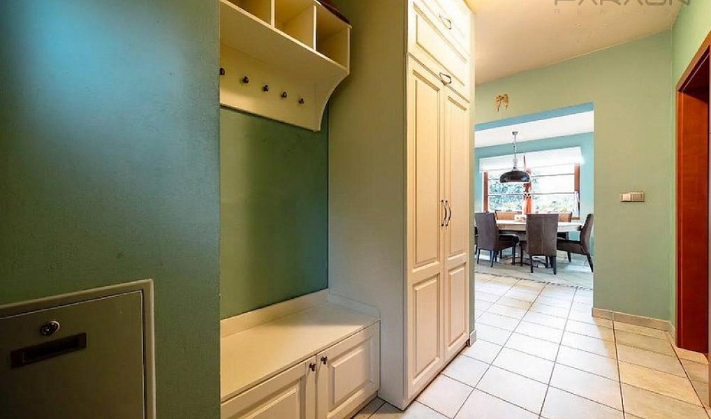 Prodej domu 287 m² s pozemkem 997 m², Praha – náhled fotky 6