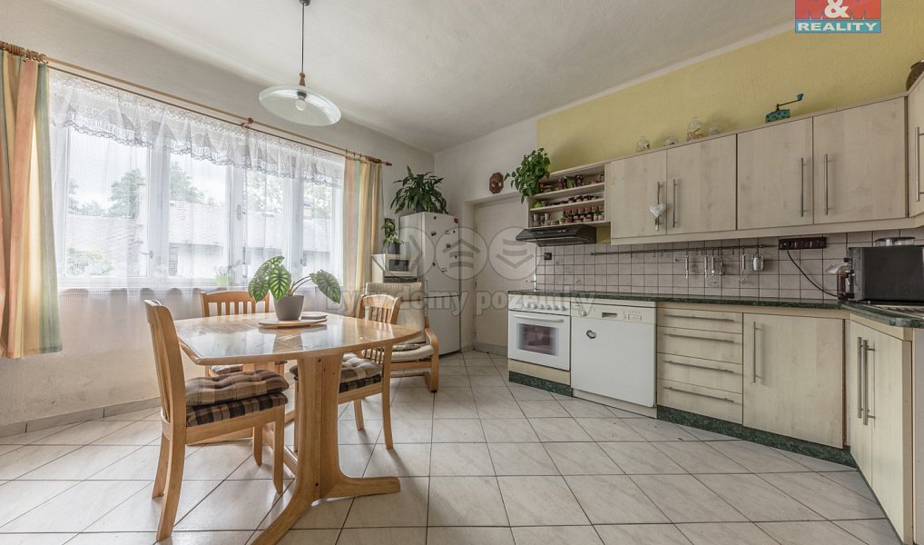 Prodej domu 246 m² s pozemkem 605 m², Jesenný – náhled fotky 9