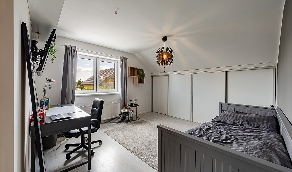 Prodej domu 206 m² s pozemkem 637 m², Staré Město – náhled fotky 23