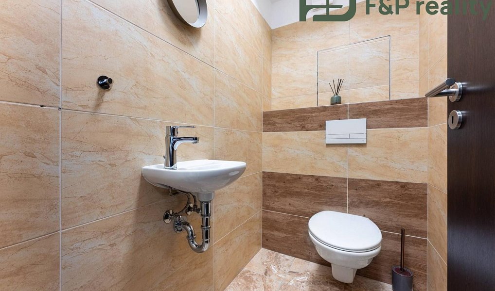 Pronájem bytu 2+kk 60 m², Velký Osek – náhled fotky 8