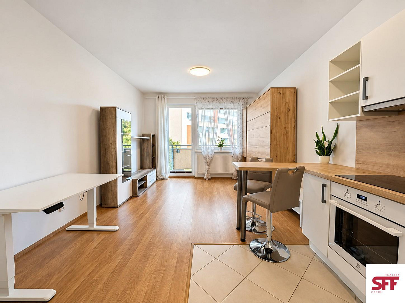 Pronájem bytu 1+kk 35 m² – fotografie 2