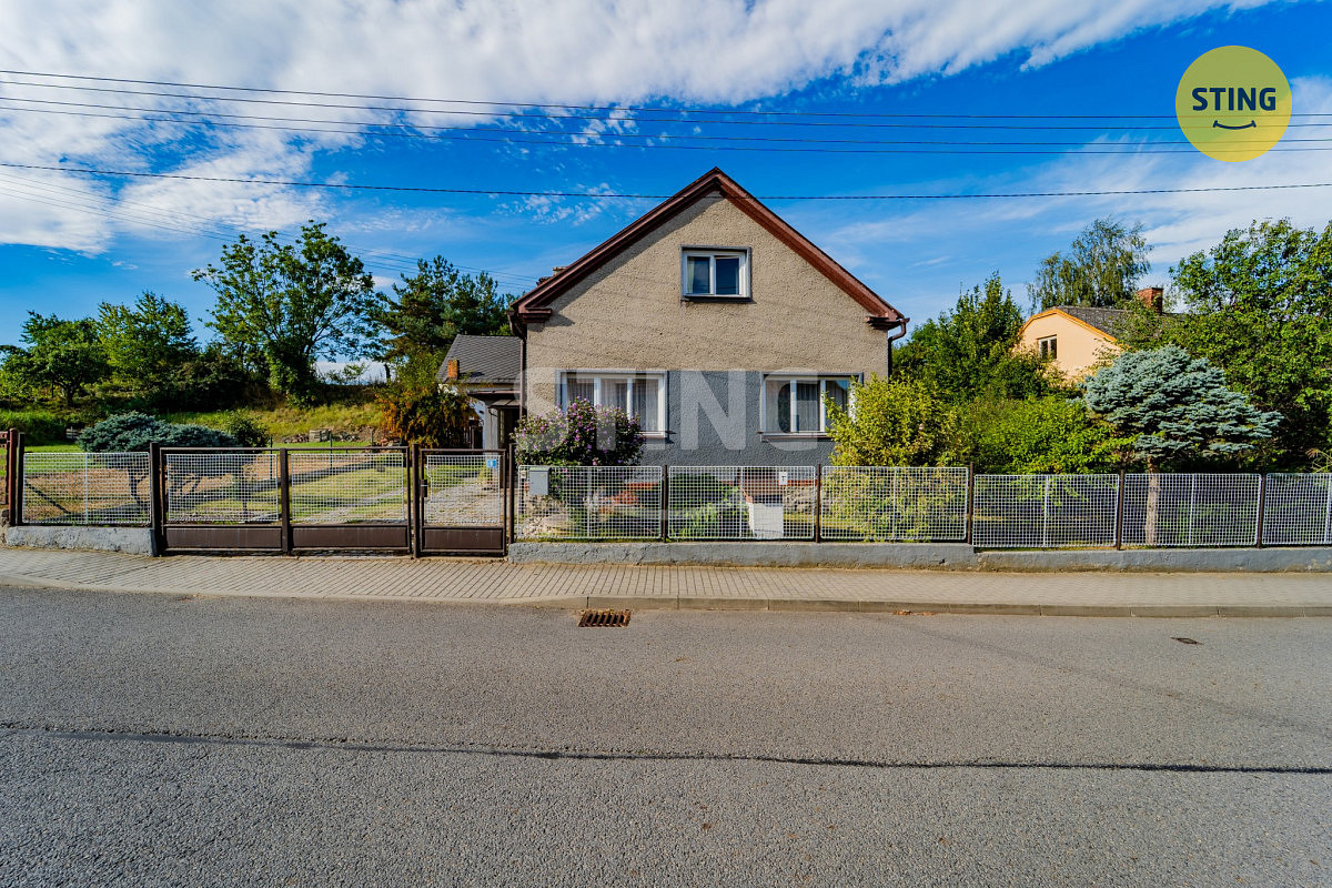 Prodej domu 140 m² s pozemkem 704 m² – fotografie 3
