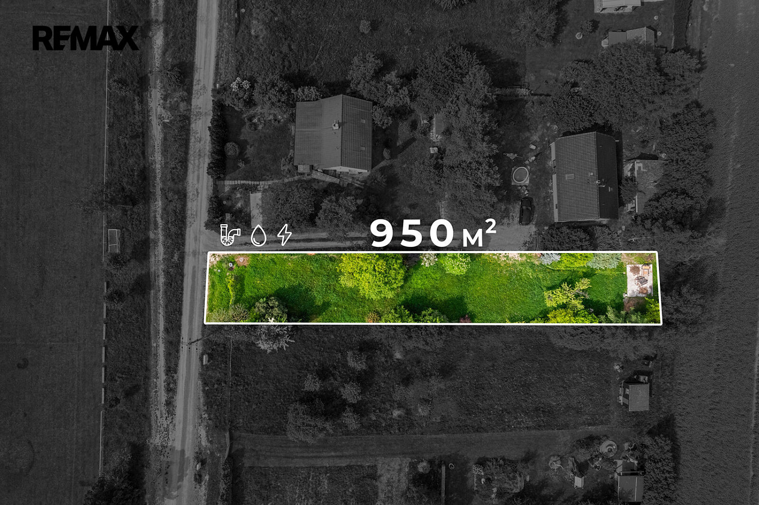 Prodej stavebního pozemku 950 m² – fotografie 2