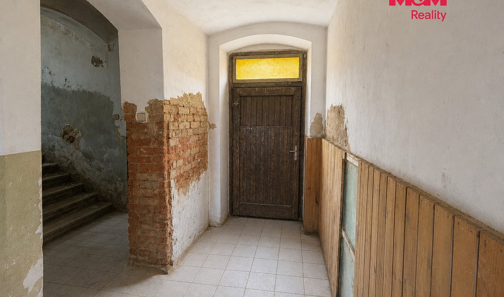 Prodej domu 215 m² s pozemkem 2 616 m², Bochov – náhled fotky 5