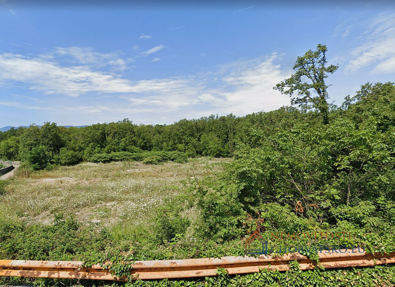 Prodej stavebního pozemku 1 900 m² – pohled 3
