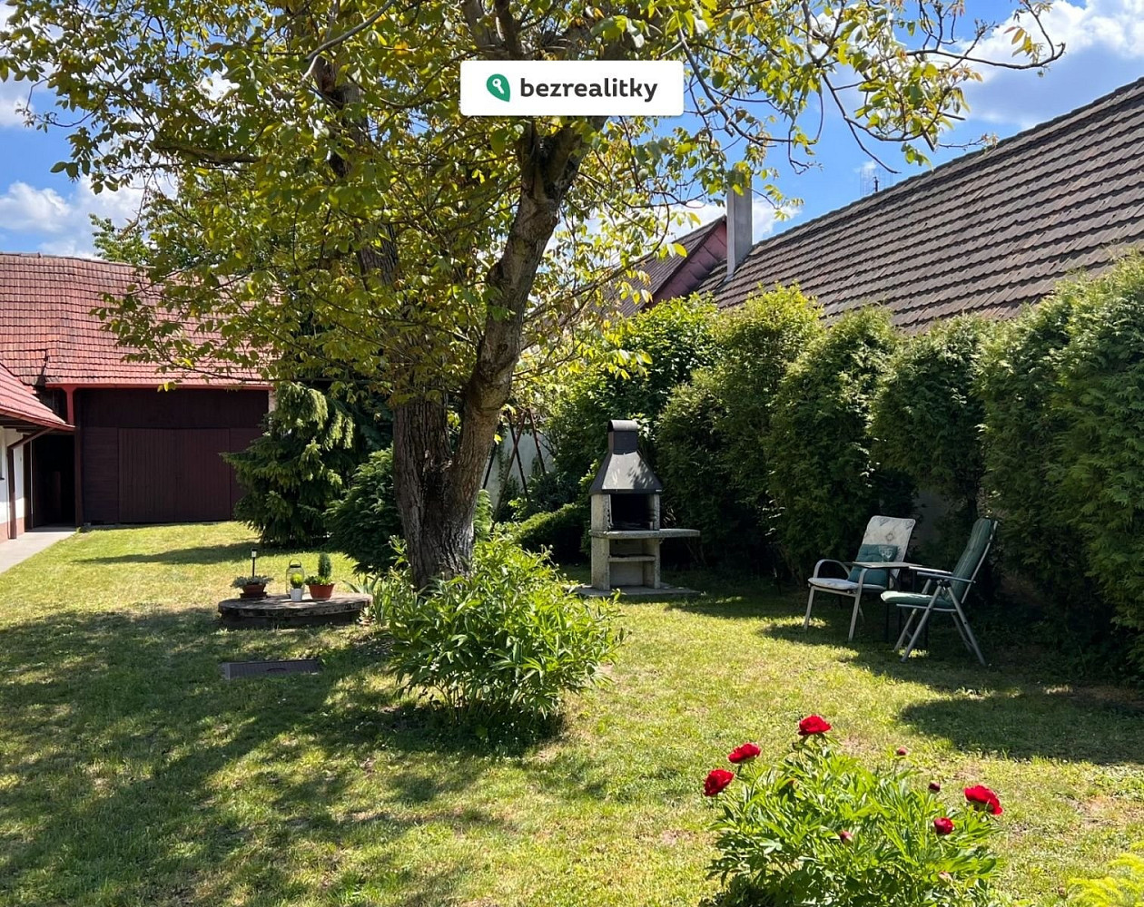 Prodej domu 145 m² s pozemkem 1 679 m² — photo 2