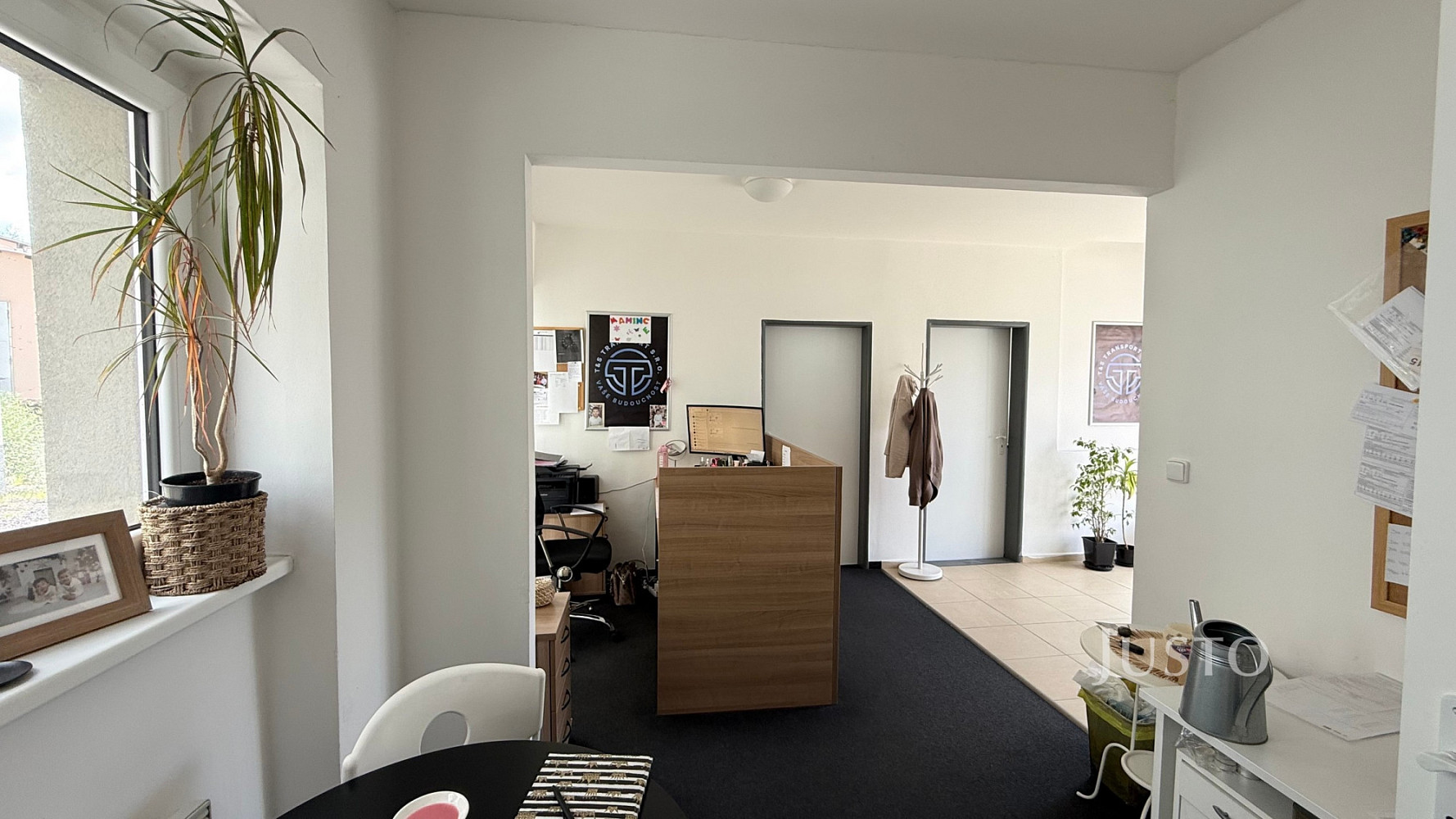 Pronájem obchodních prostor 73 m² – fotografie 3