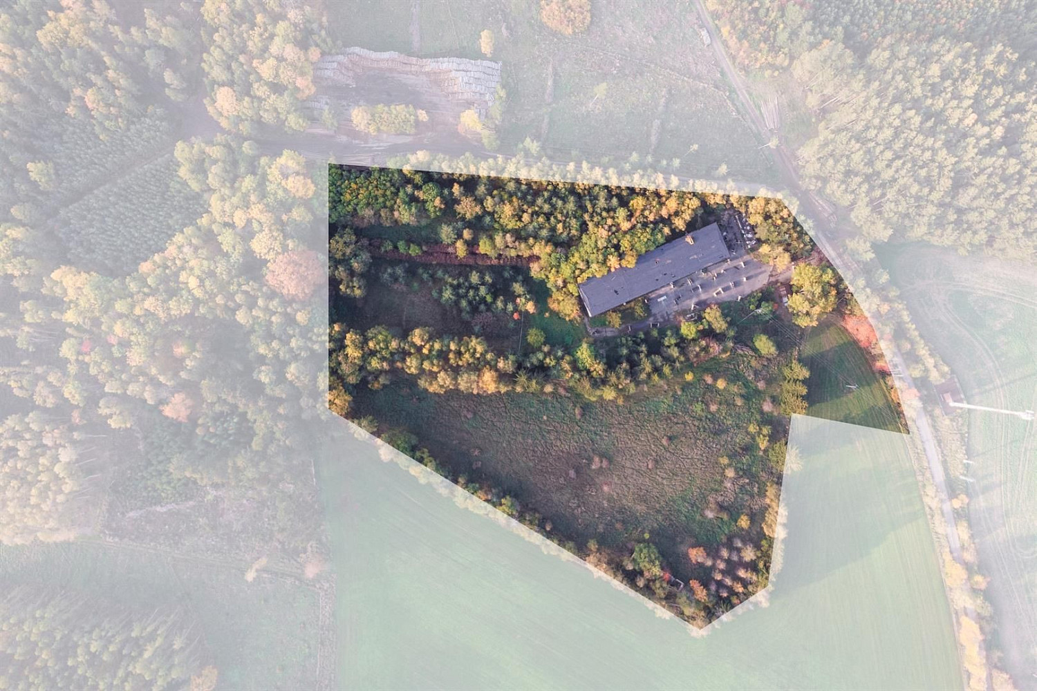 Prodej komerčního objektu (jiného typu) 2 000 m² — photo 2