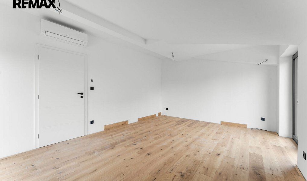 Prodej bytu 4+kk 149 m², Kly – náhled fotky 9
