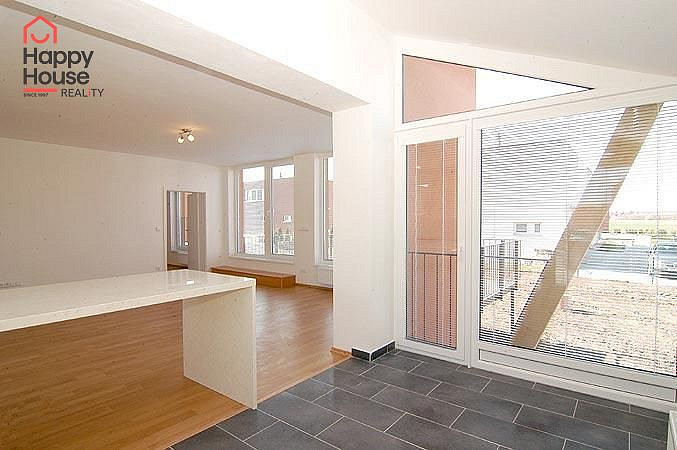 Prodej domu 200 m² s pozemkem 340 m² – fotografie 3