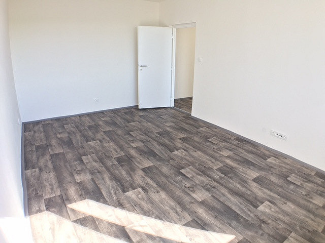 Pronájem bytu 2+1 55 m² – fotografie 4