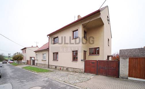 Prodej domu 180 m² s pozemkem 485 m², Jana Husi, Telč - Telč-Štěpnice, okres Jihlava