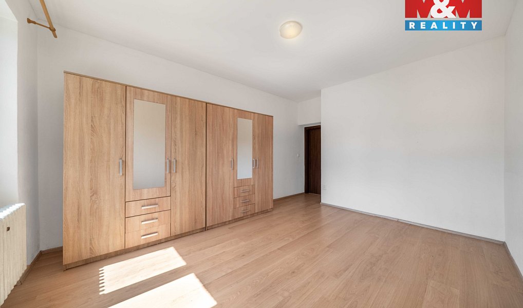 Prodej nájemního domu, činžáku 290 m², Poběžovice – náhled fotky 4