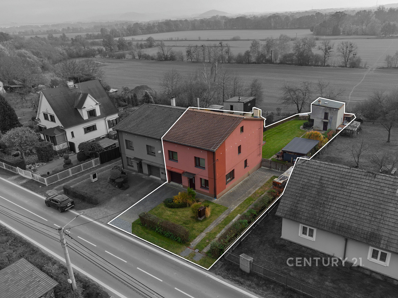 Prodej domu 197 m² s pozemkem 817 m² — photo 2