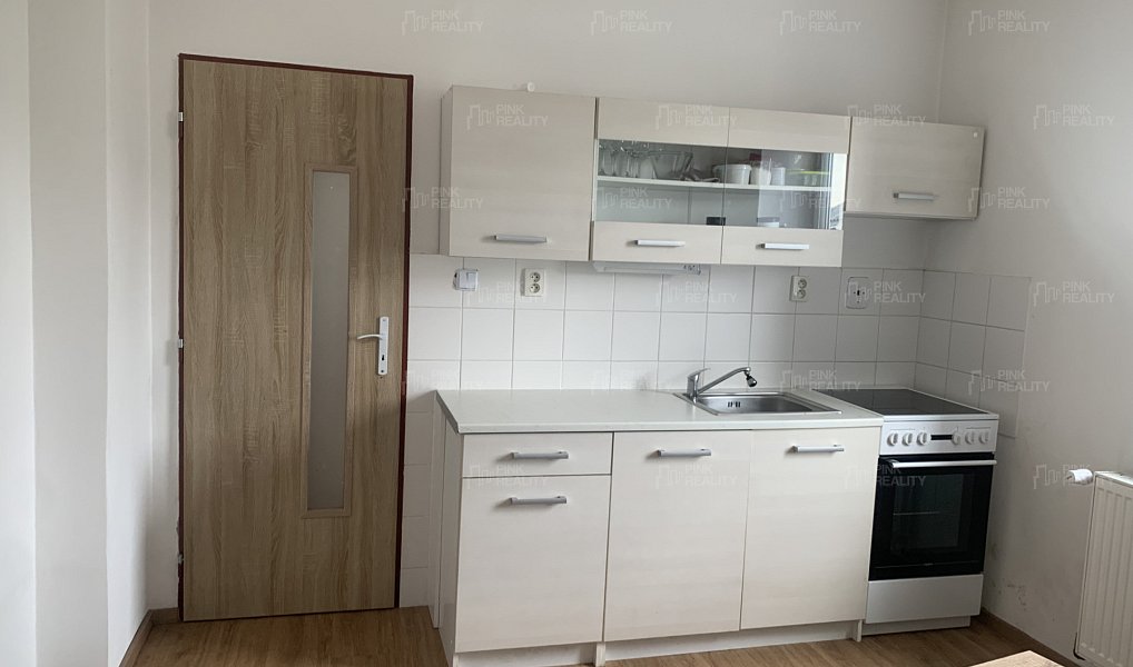 Pronájem bytu 1+1 33 m², Trutnov – náhled fotky 2