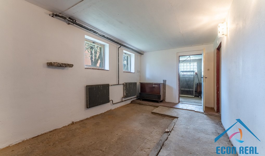 Prodej domu 150 m² s pozemkem 830 m², Jesenice – náhled fotky 26