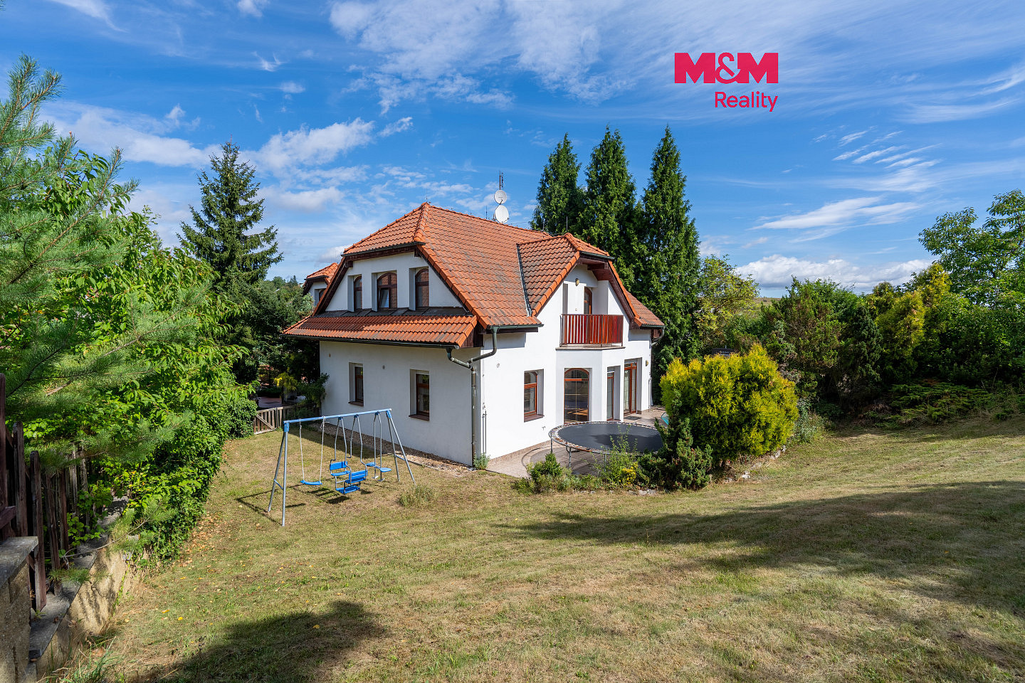 Prodej domu 277 m² s pozemkem 963 m²
