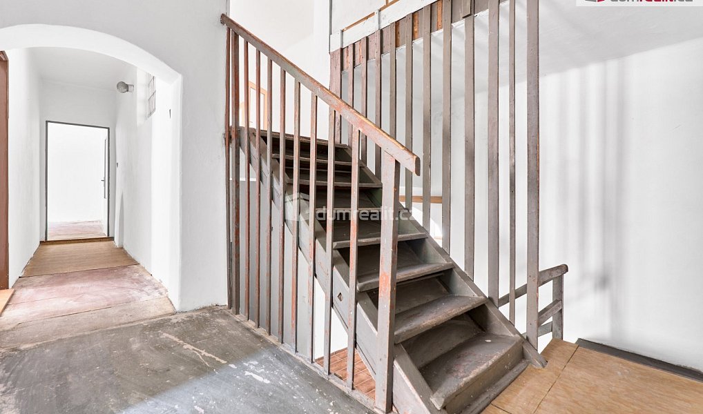 Prodej domu 246 m² s pozemkem 263 m², Bečov nad Teplou – náhled fotky 18