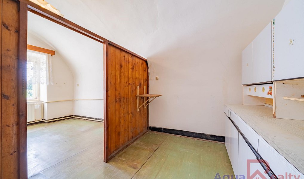 Prodej bytu 2+1 146 m², Teplá – náhled fotky 13