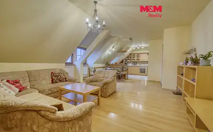 Pronájem bytu 4+kk 122 m², náměstí Republiky, Bor, okres Tachov