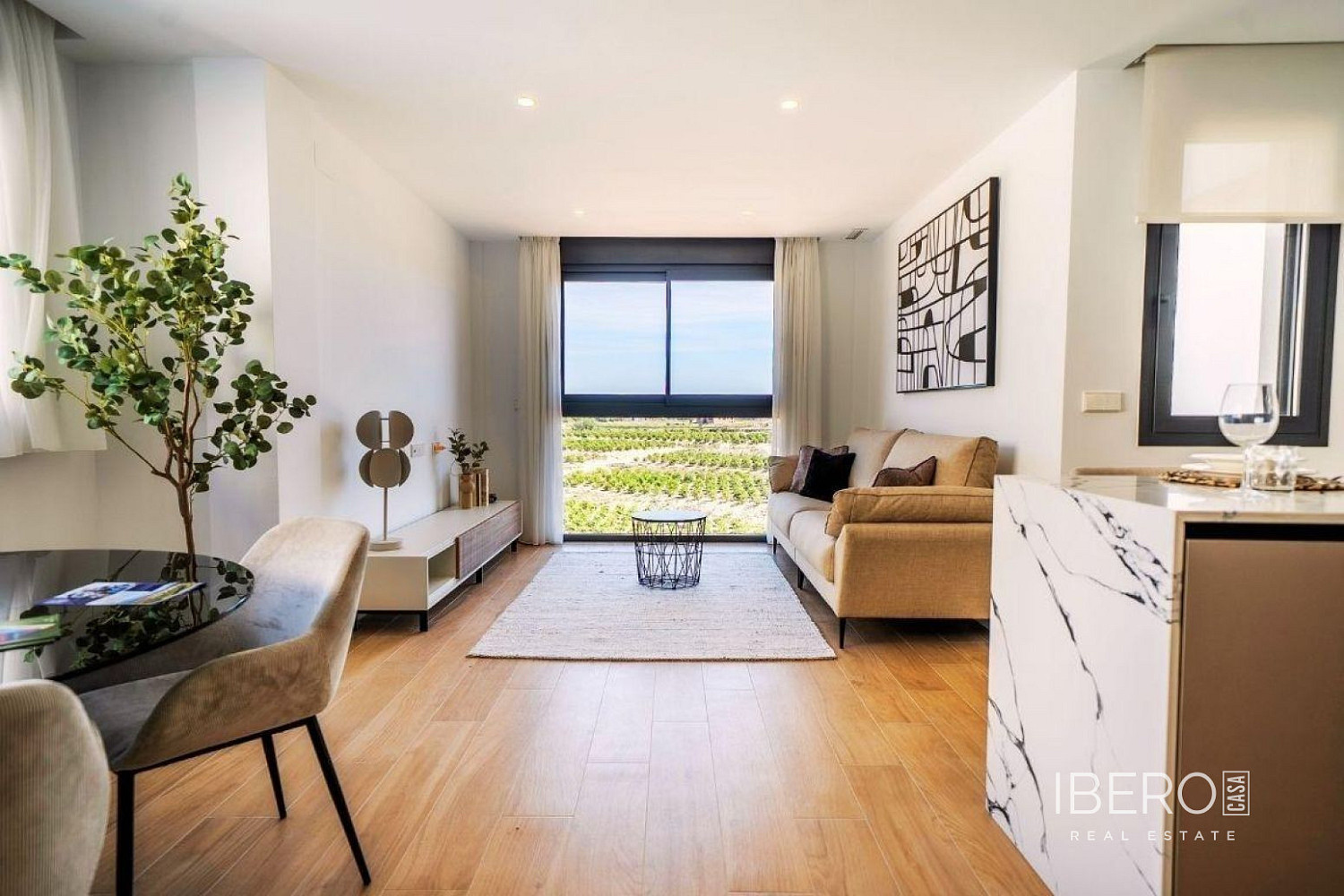 Prodej domu 434 m² s pozemkem 196 m²