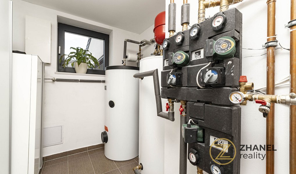 Prodej domu 351 m² s pozemkem 1 603 m², Havířov – náhled fotky 32