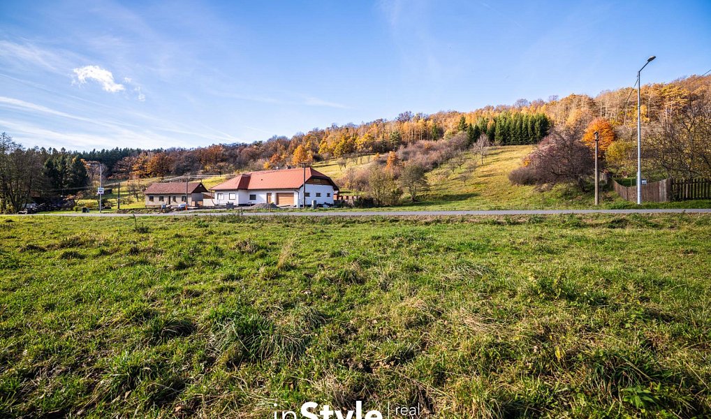 Prodej stavebního pozemku 4 748 m², Lopeník – náhled fotky 2