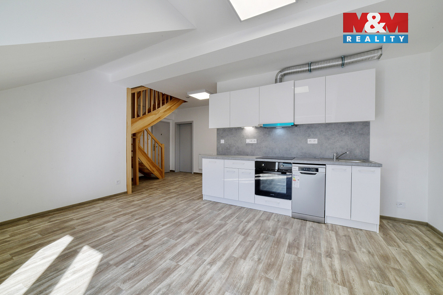 Pronájem bytu 3+kk 61 m² — photo 5