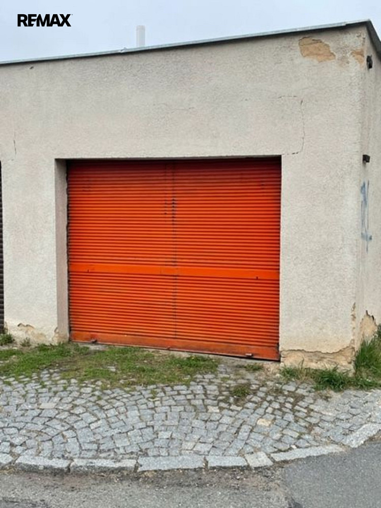 Pronájem garáže v centru příbrami — photo 2