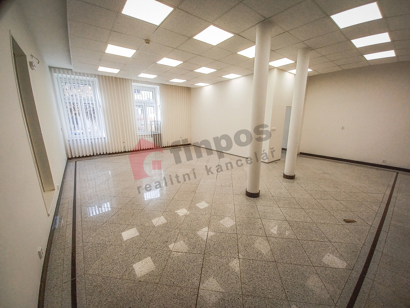 Pronájem obchodních prostor 92 m²