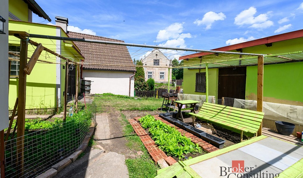 Prodej domu 132 m² s pozemkem 371 m², Žihle – náhled fotky 23