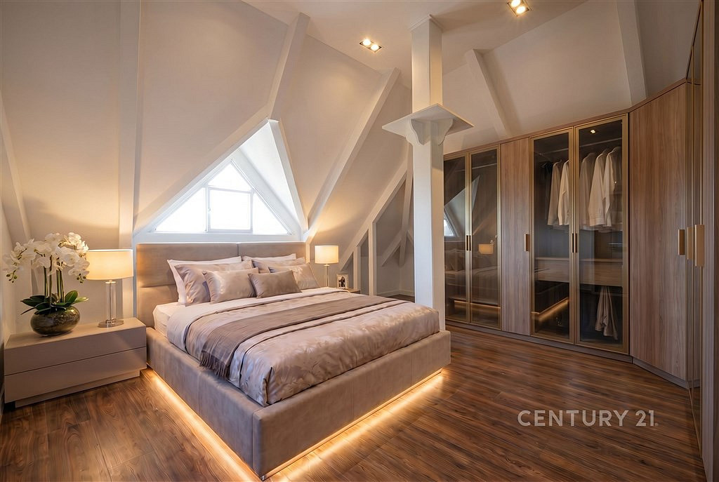 Prodej bytu 4+kk 136 m² — photo 2