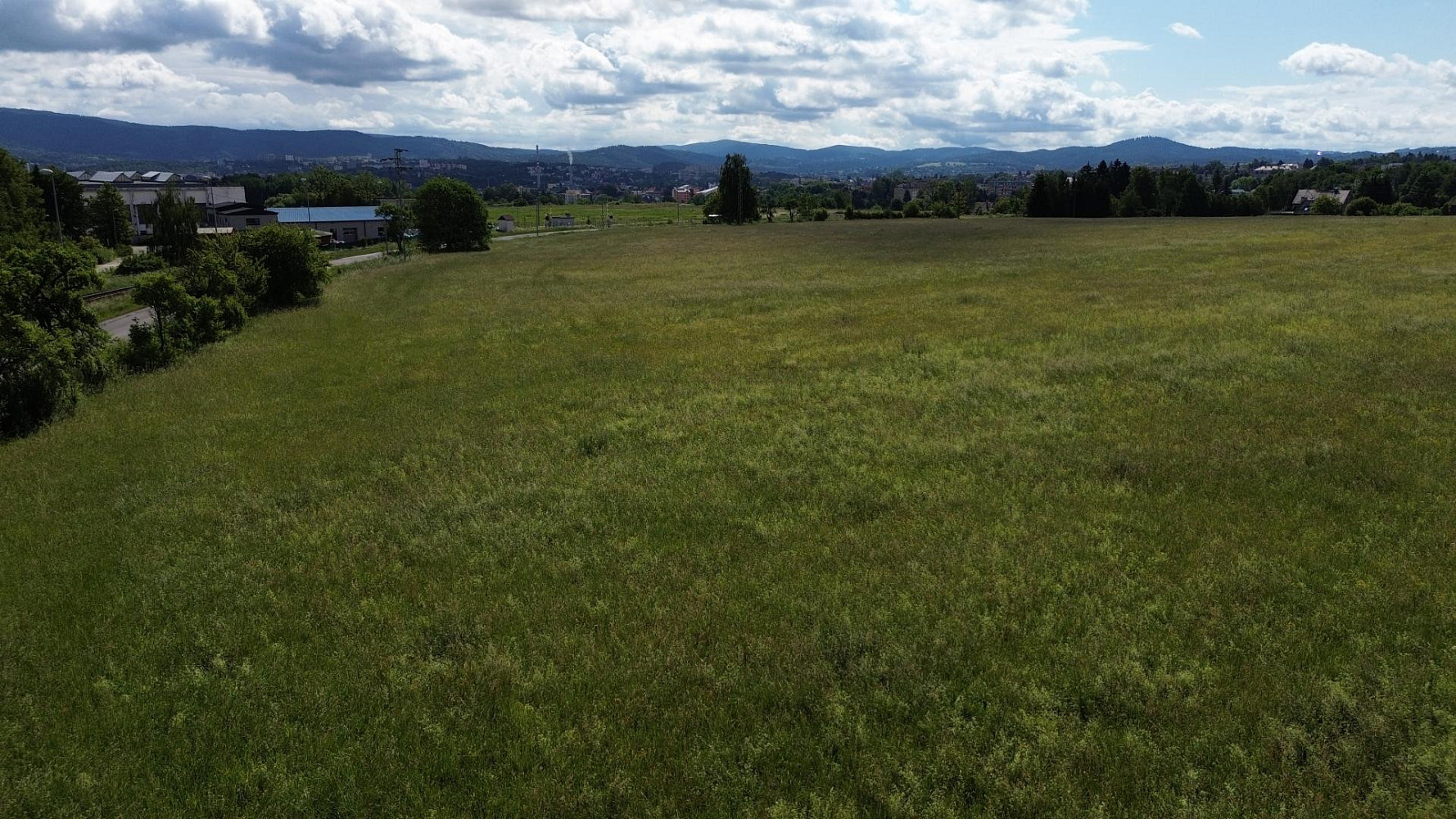 Prodej komerčního pozemku 13 397 m² – pohled 5