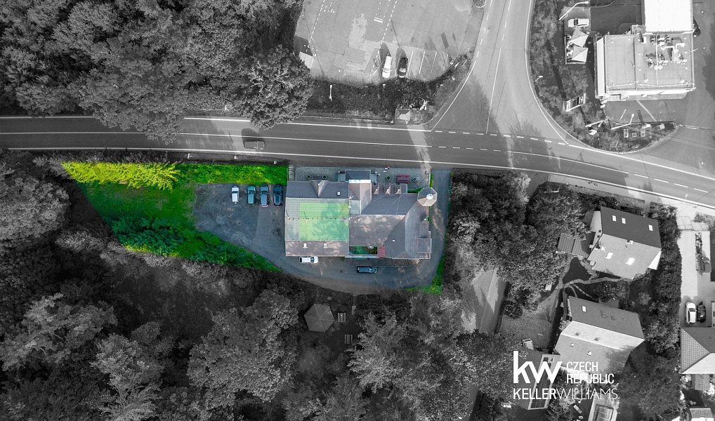 Prodej ubytovacího objektu 1 601 m², Rumburk – náhled fotky 4